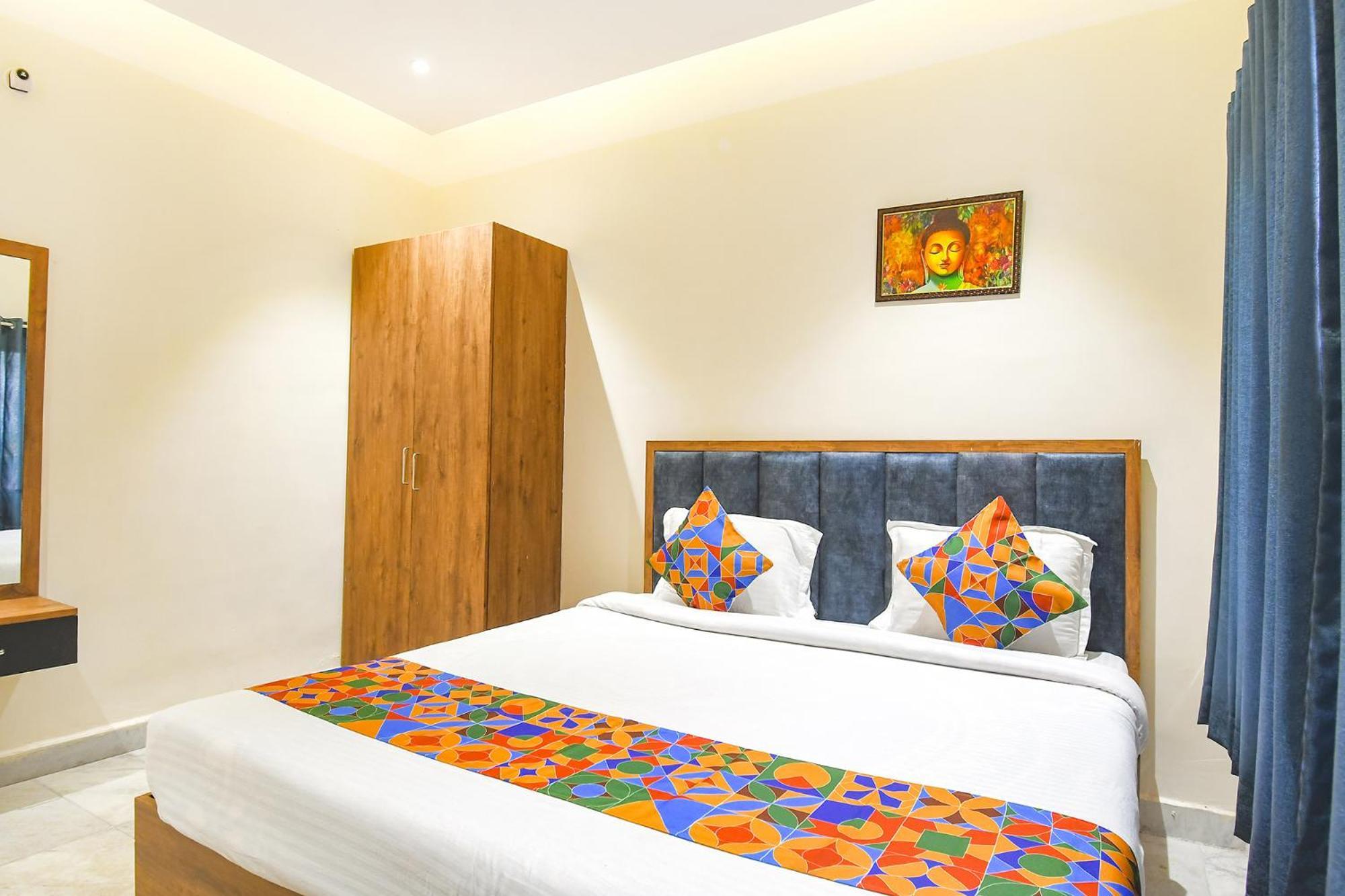 Fabhotel Prime The Golden Plaza - Nr Tarapith Temple Eksteriør billede