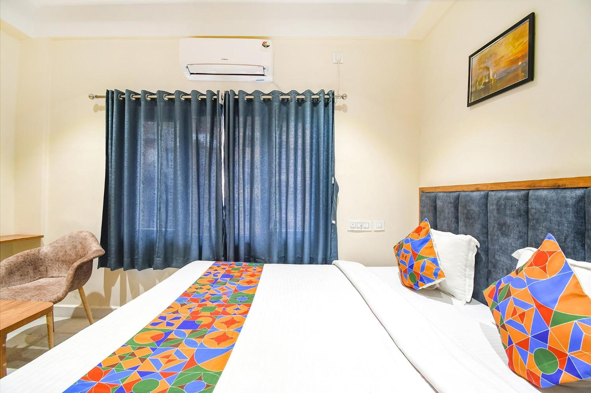 Fabhotel Prime The Golden Plaza - Nr Tarapith Temple Eksteriør billede
