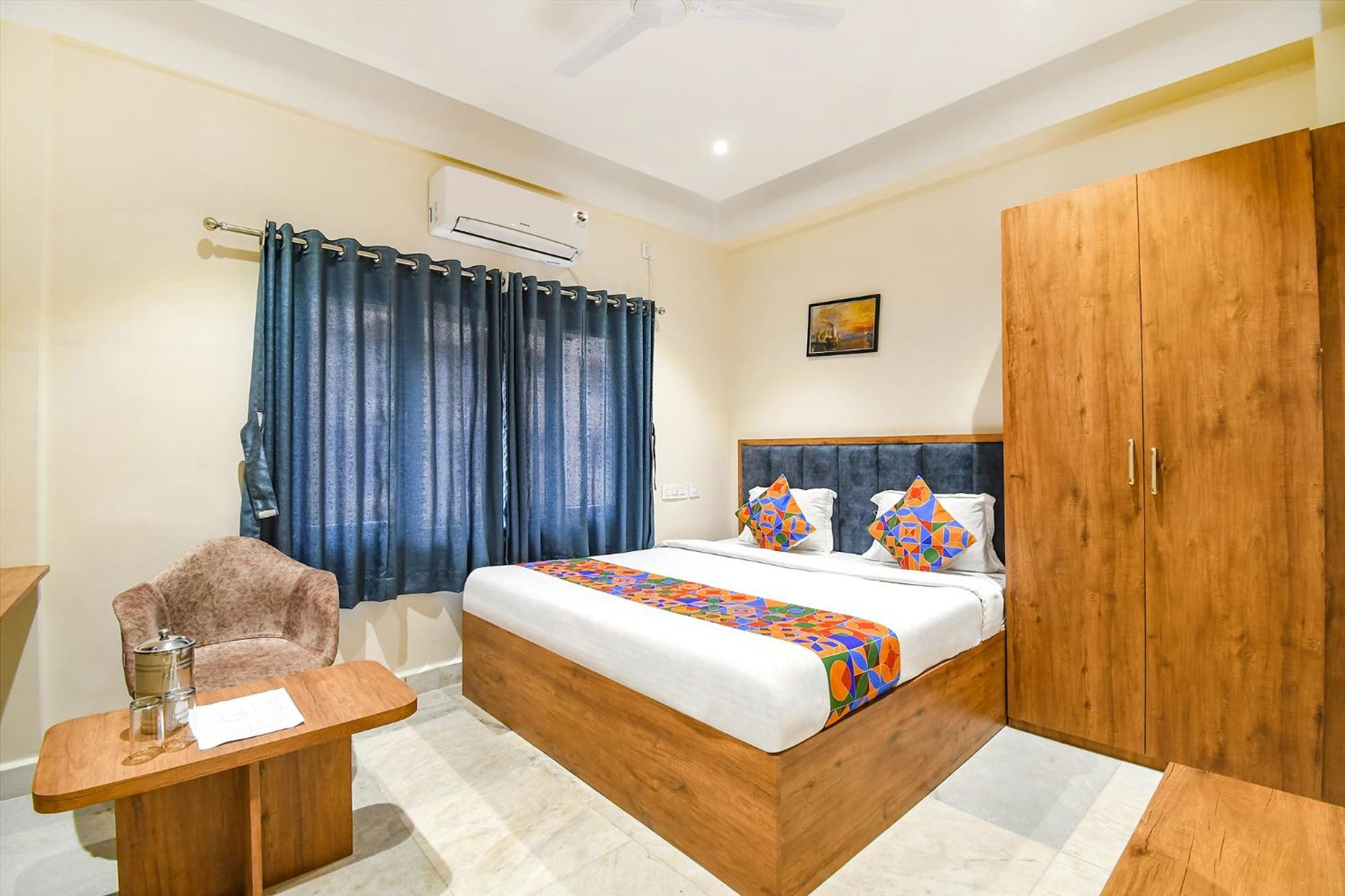 Fabhotel Prime The Golden Plaza - Nr Tarapith Temple Eksteriør billede